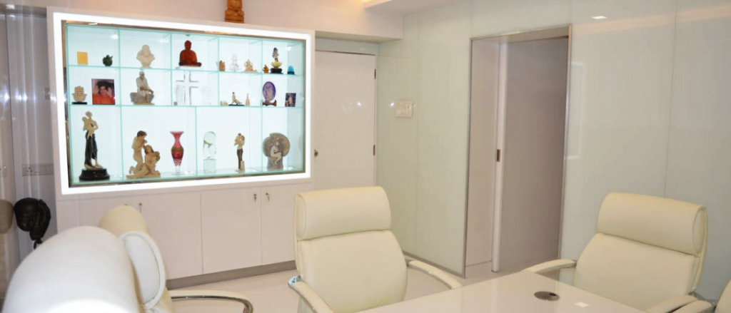 Dr. Firuza Parikh’s consulting room near entry